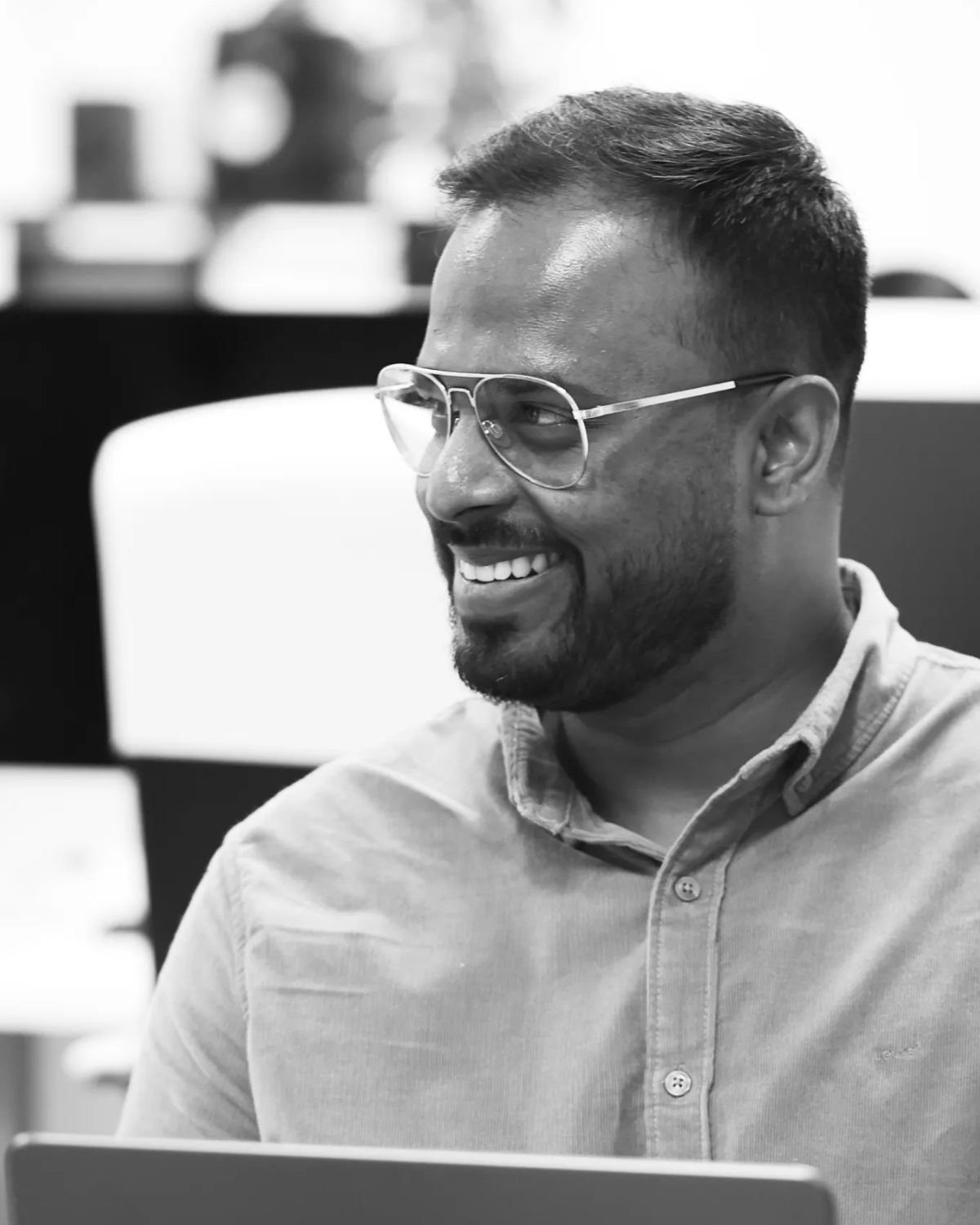 Vinod from CreativeFolks